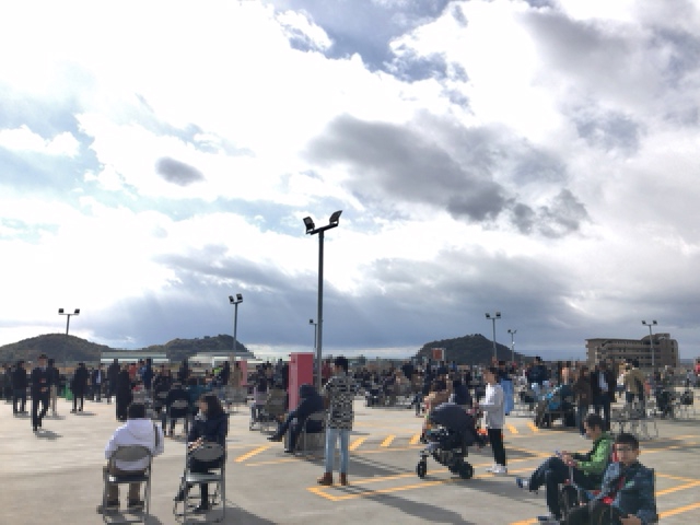 岐阜基地航空祭に伴う、立体駐車場屋上の開放