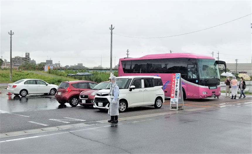 岡崎インター店 新型コロナワクチン接種者に駐車場提供