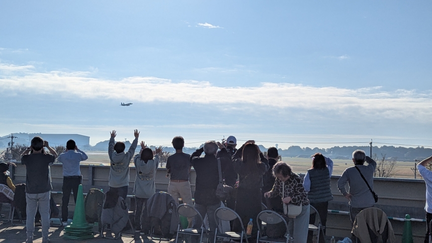 各務原店 「岐阜基地航空祭2024」観覧用に屋上駐車場を無料開放