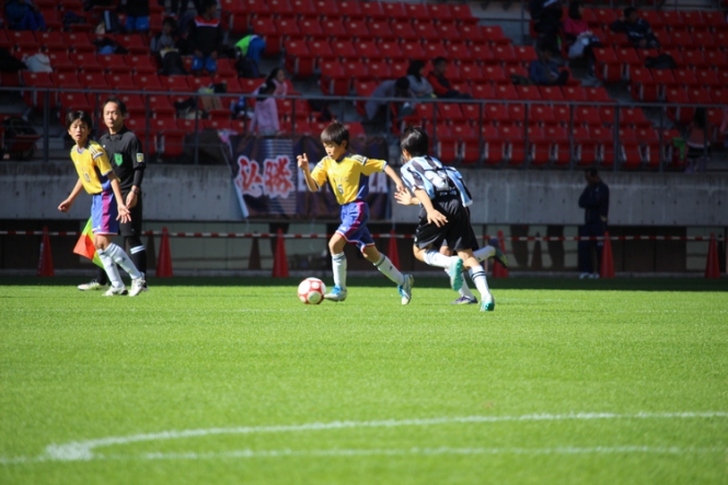 11月5日 土 第5回zentcup 少年サッカー大会を開催 Zent